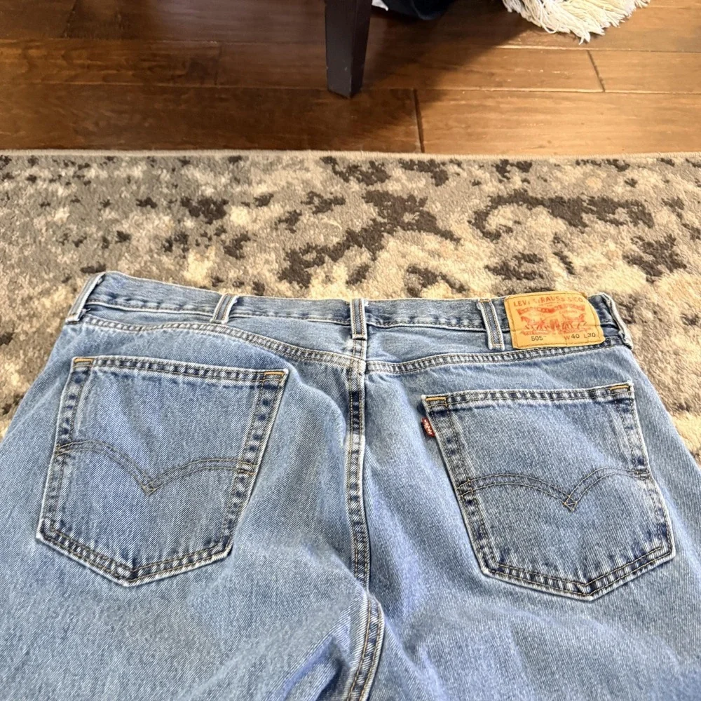 Levis 505 Jeans Mens 40x30 Blue Denim Straight Leg Regular Fit Medium Wash